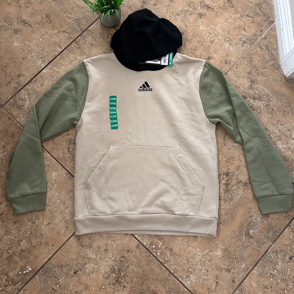 Boys XL Adidas sweatshirt NWT